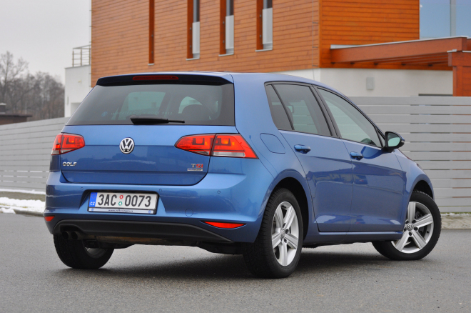 VW Golf VII bez varování zdražil, všechny verze teď stojí až o 10 tisíc Kč více