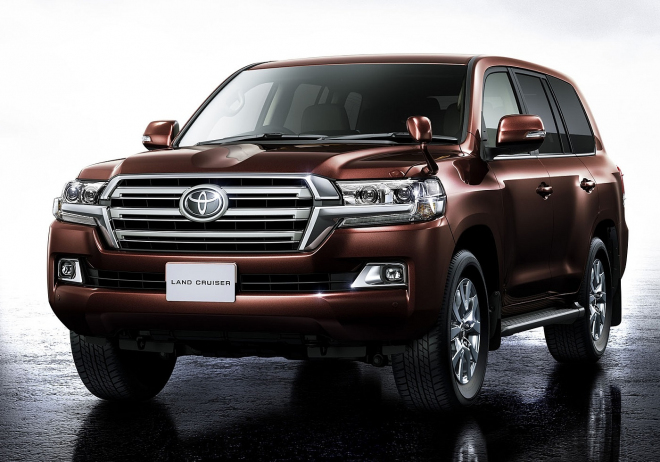 Toyota Land Cruiser 2016: facelift je oficiálně venku, i s divokou přední maskou