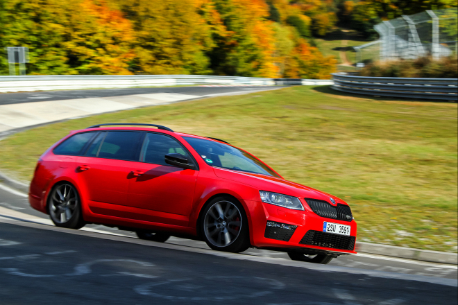 Škoda Octavia RS 4x4 je realitou, ale jen s dieselem a automatem