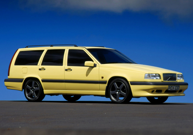 Volvo 850 T-5R: na splašené krabici s 240 koňmi dělalo i Porsche