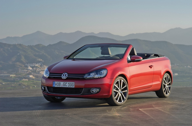 VW Golf Cabriolet 2011: plátěná střecha je zpátky