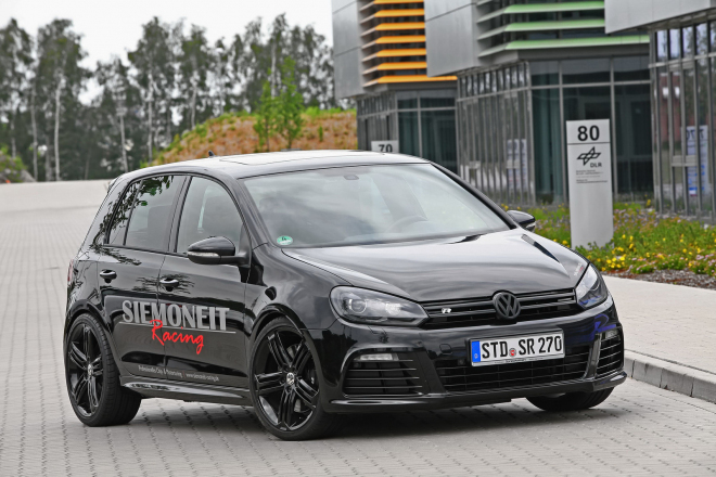 VW Golf R Black Pearl: 530 koní za pár šupů