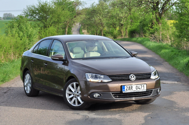 Test Volkswagen Jetta 1,4 TSI: od Golfu dál, k úspěchu blíž