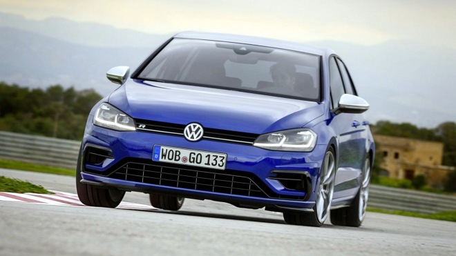 VW Golf R teď už s 310 koňmi se ukázal na nových fotkách a videích, zní působivě