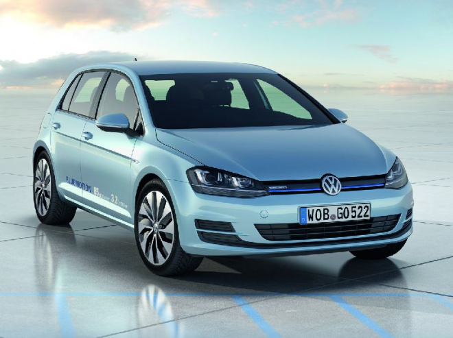 VW Golf VII Bluemotion se spotřebou 3,2 l je v prodeji, u nás by měl stát 490 tisíc Kč