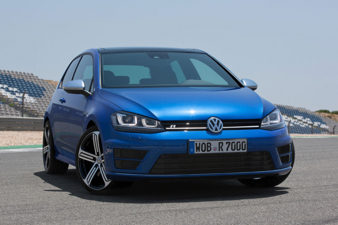 VW Golf VII R 2014: s technikou S3 zvládá stovku jen za 4,9 s