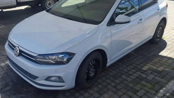 Tohle je nový VW Polo, nafotili ho skoro bez kamufláže půl roku před premiérou