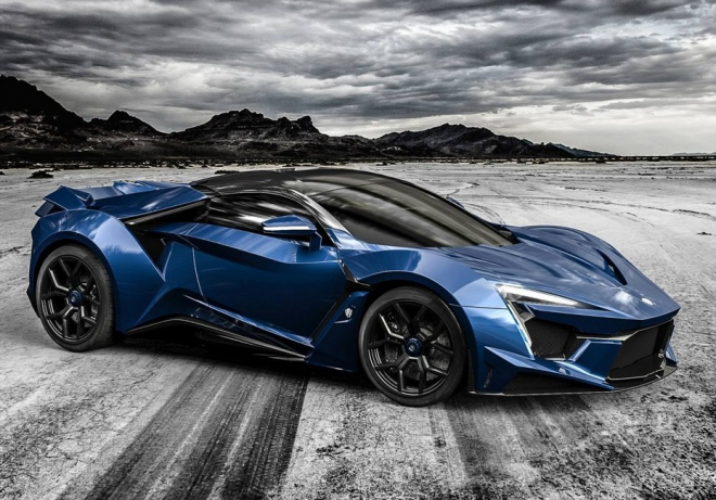 W Motors Fenyr Supersport: ostrý Arab má 900 koní, jede přes 400 km/h